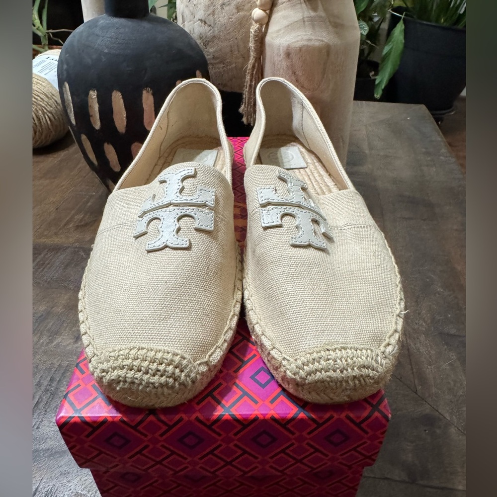 EUC Tory Burch Womens Weston Flat Espadrilles in Canvas and Leather